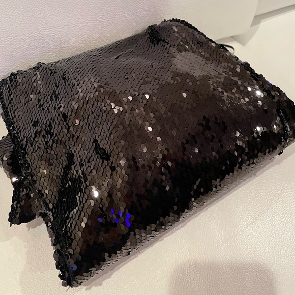 NWT (6) Sleeveless v neck flutter ruffle neckline black sequin shift mini dress - Picture 9 of 11